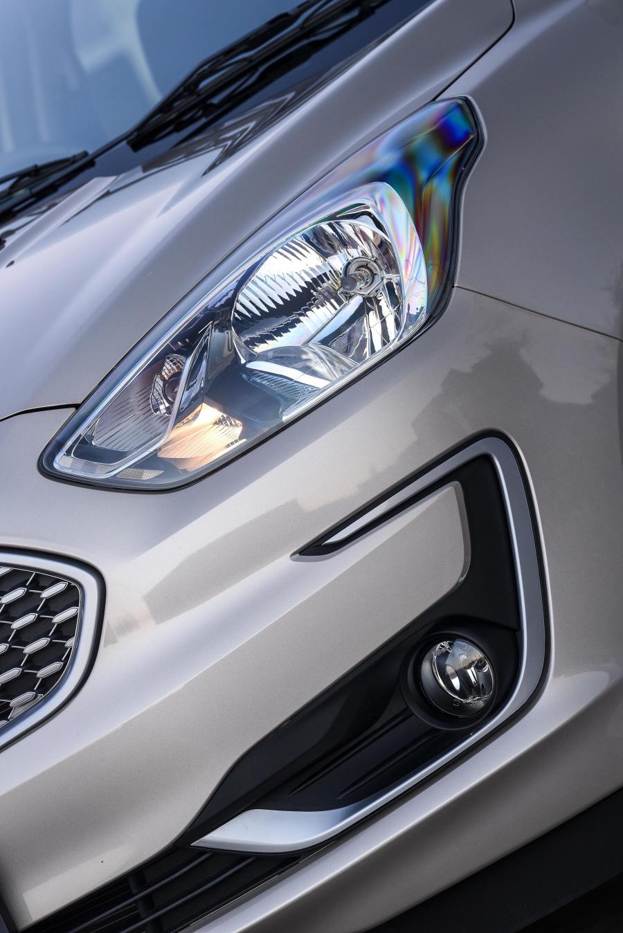 Детали экстерьера Ford Figo Sedan 2018 года  (фото 36 из 45)